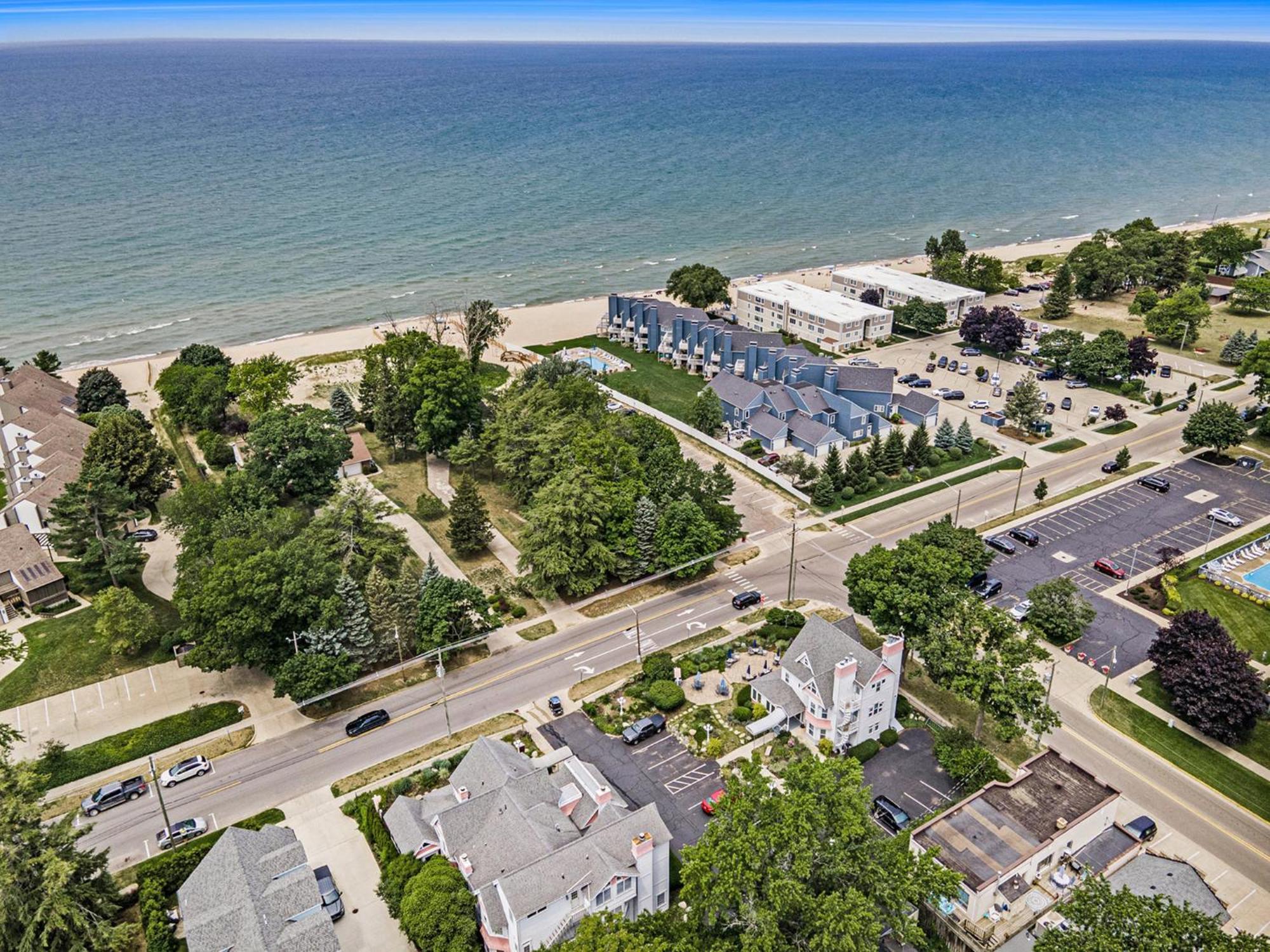 Yelton Manor Bed And Breakfast South Haven Exterior foto